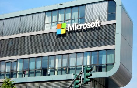 Китай заперечує свою участь у масштабній кібератаці на Microsoft