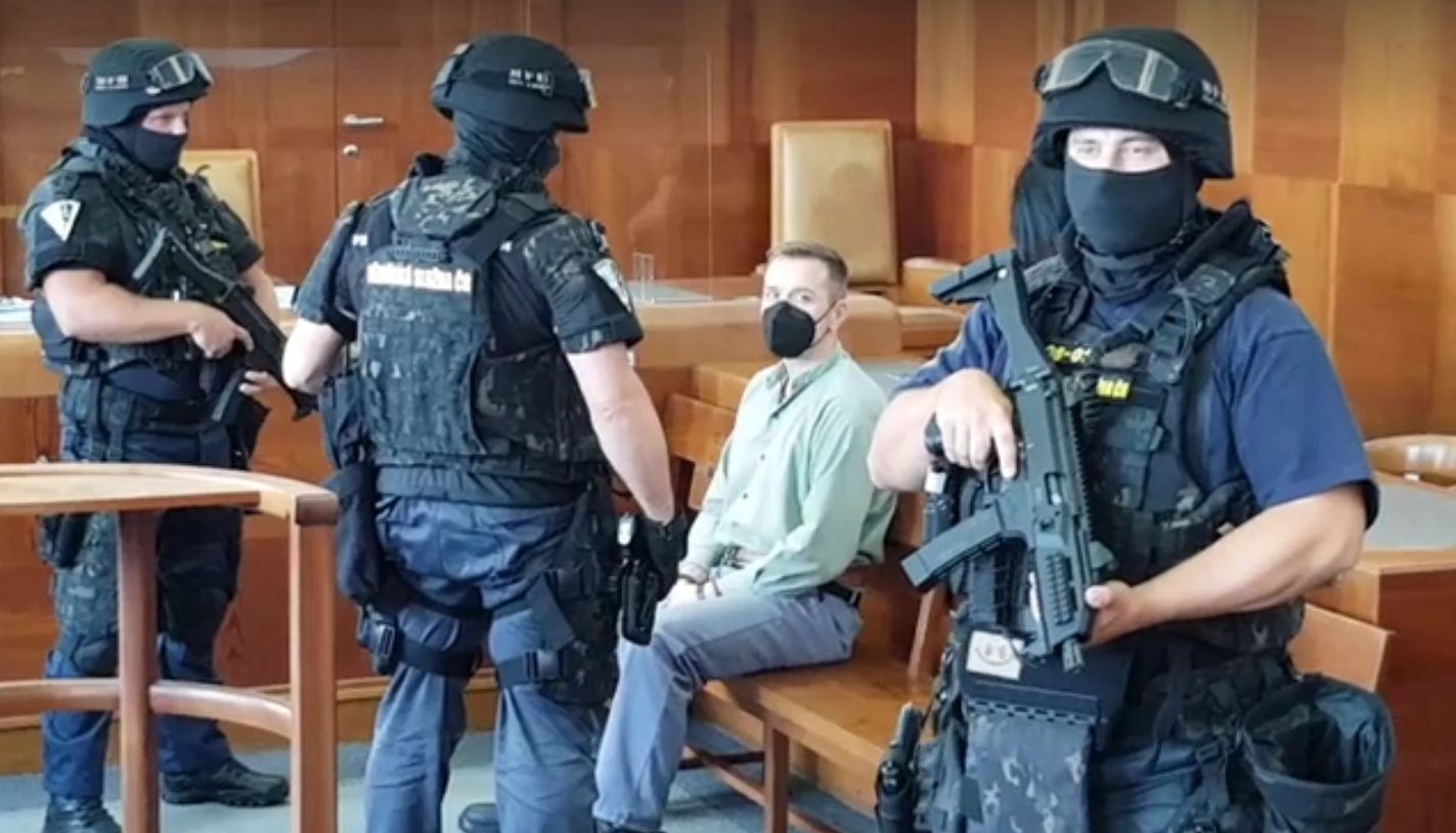 Суд у Чехії посилив покарання бойовику Фадєєву: його засудили до 21 року ув'язнення