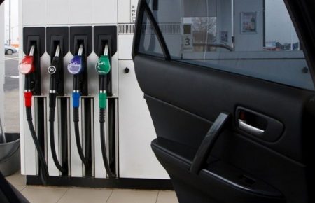 Ціни на бензин: до кінця липня пальне може здорожчати мінімум на 50 копійок за літр — Сергій Куюн