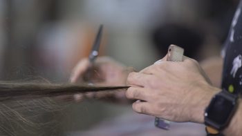 Після коронавірусу може випадати волосся — трихолог Після коронавірусу може випадати волосся — трихолог