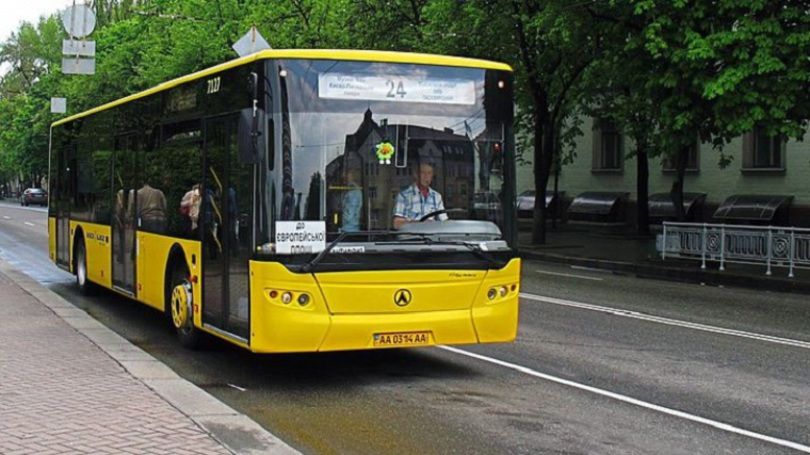 Киев первым в Украине отказывается от бумажных билетов на проезд в общественном транспорте