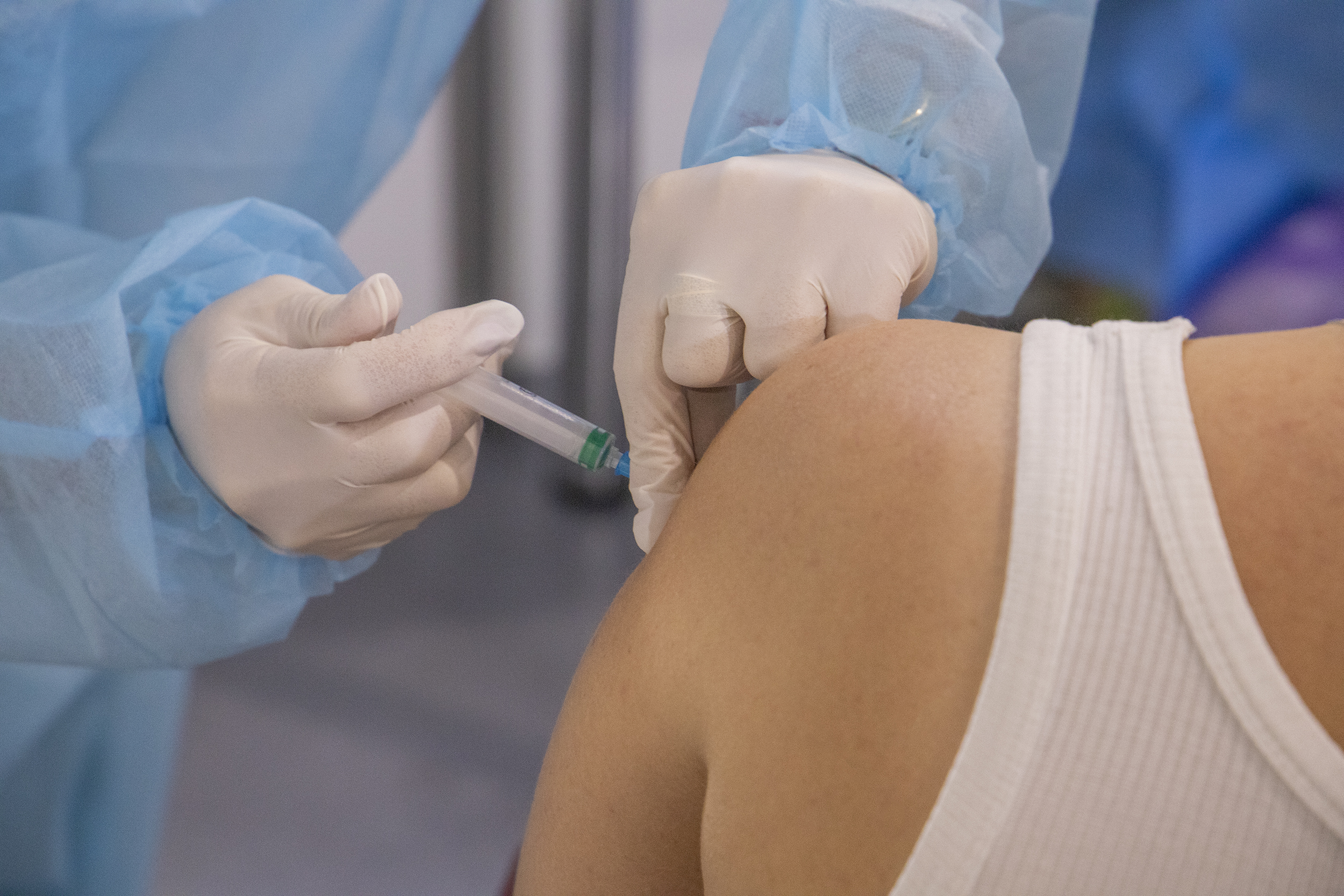 В Україні за добу від COVID-19 вакцинували понад 80 тисяч людей