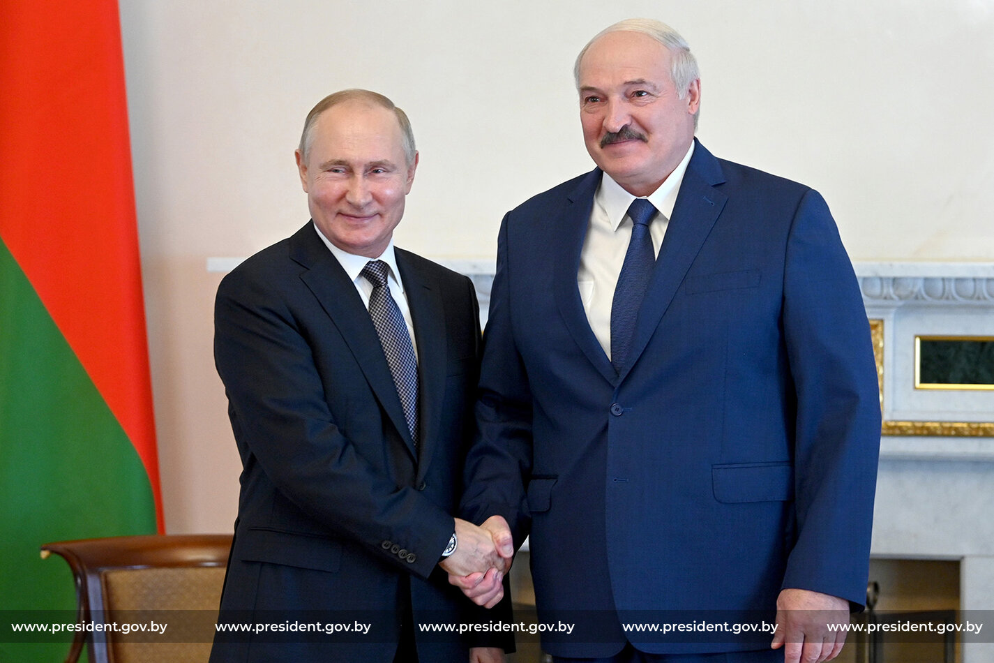 Путін і Лукашенко домовилися провести військові навчання в Білорусі на початку 2022 року