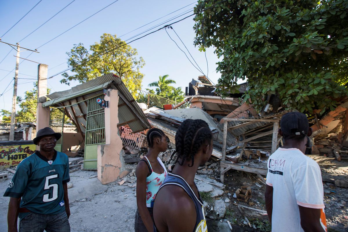 Через землетрус на Гаїті загинули понад 300 людей, ще понад 1800 постраждали