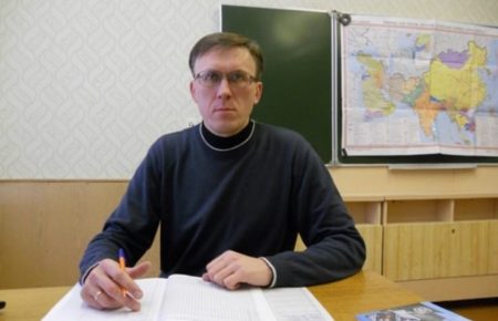 У Білорусі шкільний вчитель отримав півтора року колонії за критику Лукашенка