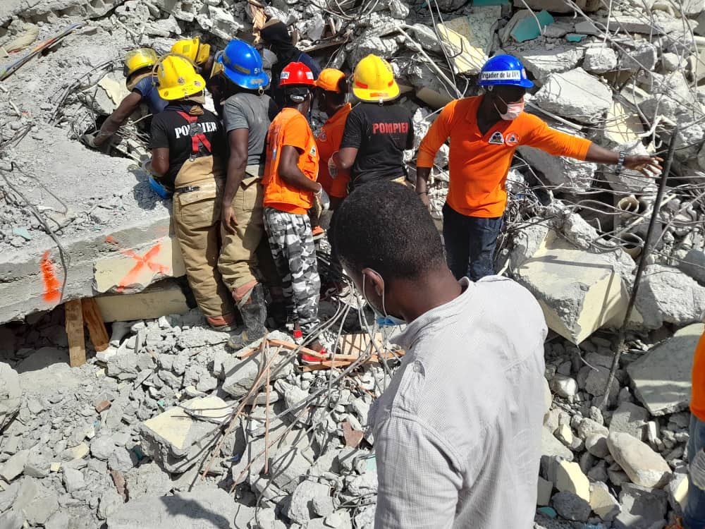 Кількість загиблих унаслідок землетрусу на Гаїті перевищила 1200
