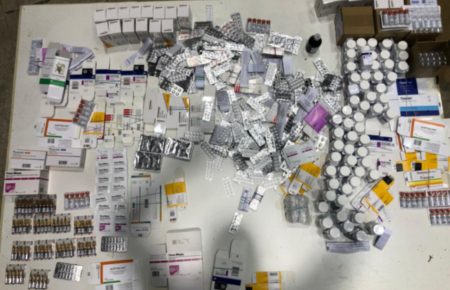 Прикордонники викрили масштабну схему контрабанди сумнівних ліків з РФ