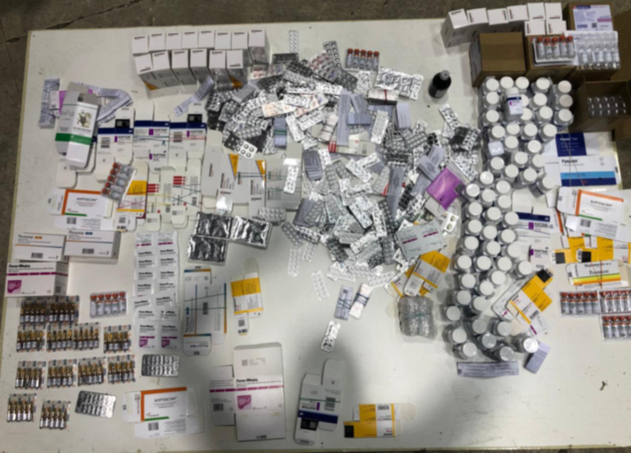 Прикордонники викрили масштабну схему контрабанди сумнівних ліків з РФ