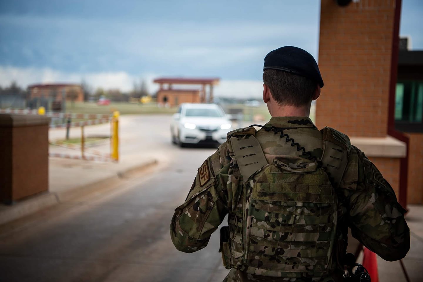 У США закрили військову базу через двох озброєних людей на території