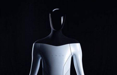 Tesla у 2022 році представить прототип людиноподібного робота (відео, фото)