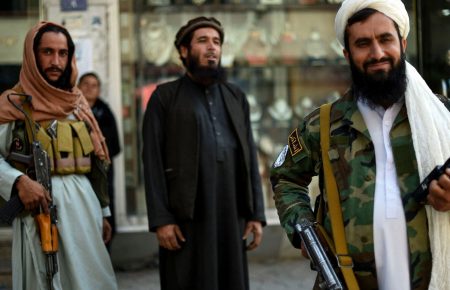 Талибы запретили афганским мужчинам брить бороды