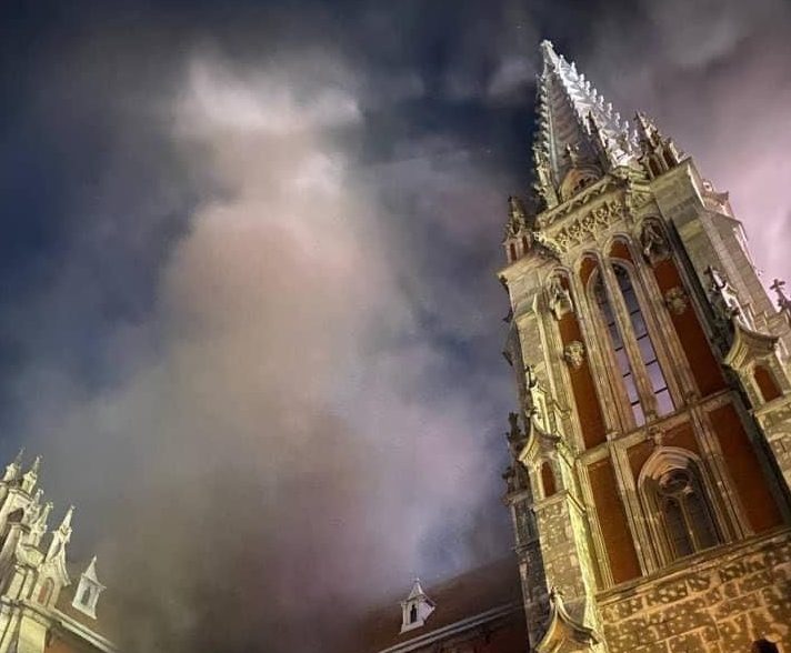 Пожежа у костелі Святого Миколая: пошкоджено орган (фото)