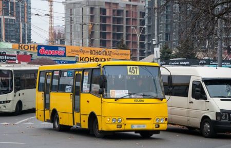 Без штор і шансону: як у Києві перевірятимуть якість перевезень у маршрутках