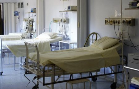 На Франківщині завантаженість ліжок із хворими на COVID-19 — 43,3% — голова ОДА