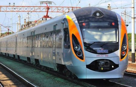Україна відновлює залізничне сполучення з Польщею