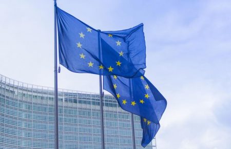 Євросоюз уперше введе санкції проти китайських компаній — FT
