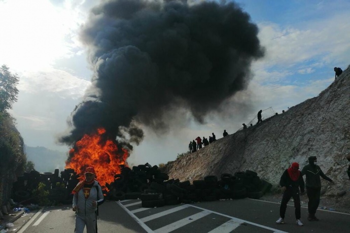 Сутички та сльозогінний газ: у Чорногорії спалахнули протести через інтронізацію митрополита