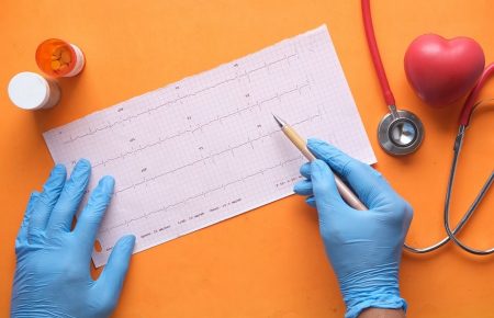 Хвороби серця «помолодшали», інфаркт може статися у 20 років — кардіологиня