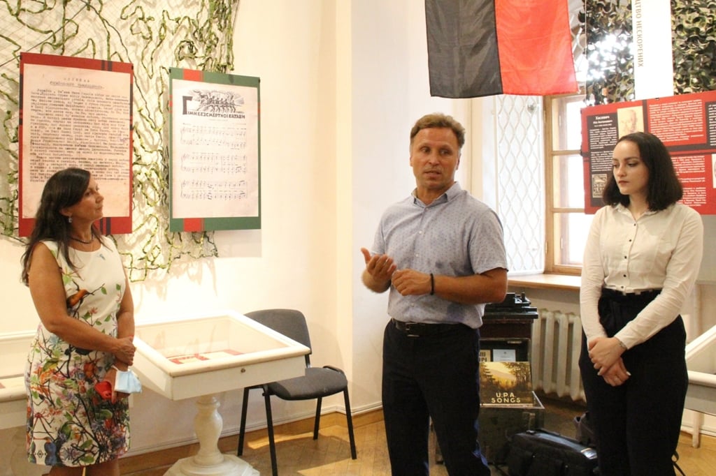 Пошивайло останется директором Музея Революции достоинства