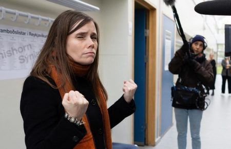 У парламенті Ісландії все ж не буде жіночої більшості: пройшли 30, а не 33 депутатки
