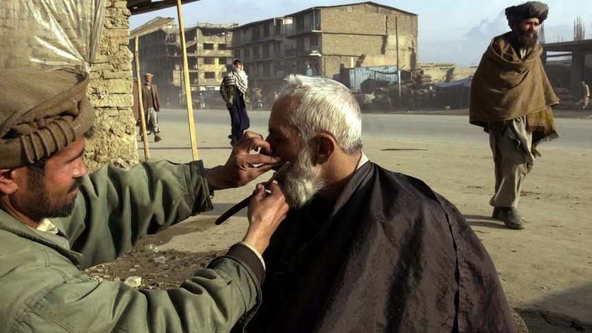 В одній з провінцій Афганістану «Талібан» заборонив чоловікам голити бороди