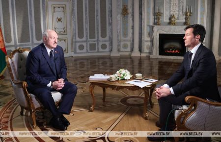 Лукашенко заявив в інтерв'ю CNN, що про «вагнерівців» його ніхто з України чи Росії не попереджав