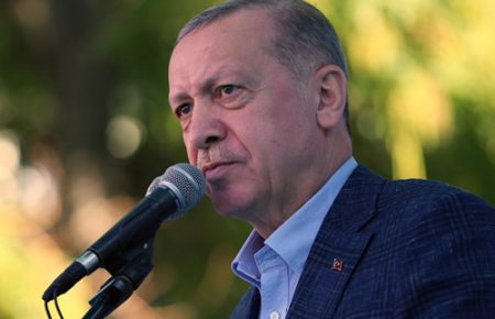 Президент Туреччини наказав вислати послів 10-ти країн: вони закликали звільнити опозиційного правозахисника Кавалу