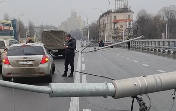 «Определить причину разрушения металлических изделий» — пресс-секретарь прокуратуры об осмотре Шулявского моста