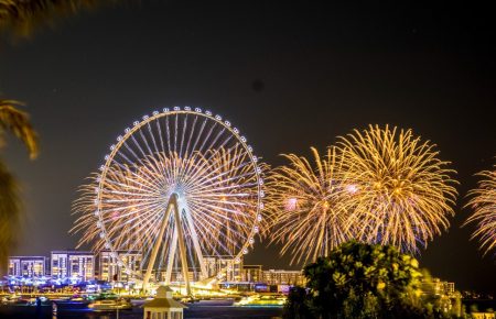 У Дубаї відкрили найбільше у світі оглядове колесо (відео)