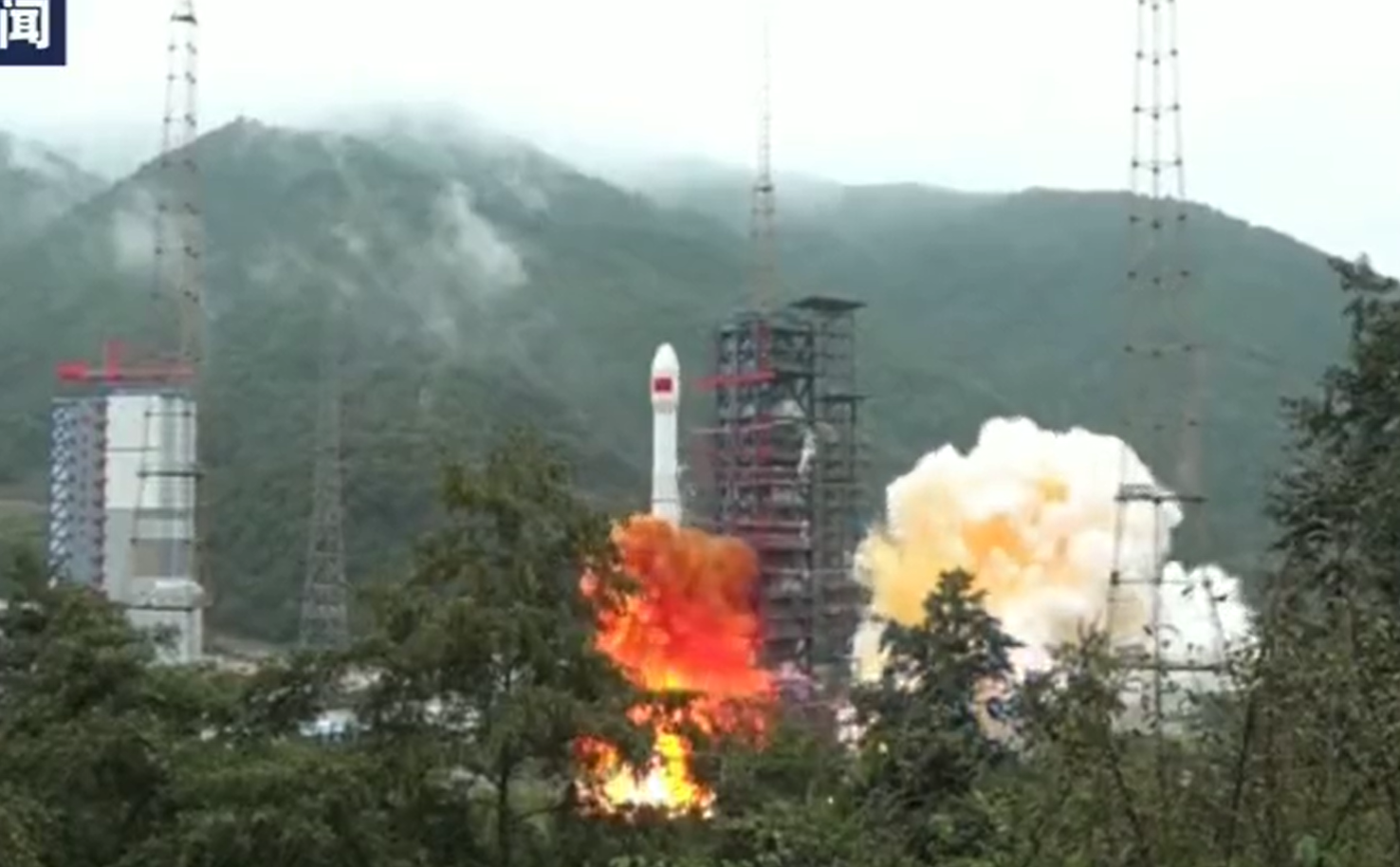 Китай вивів у космос супутник для прибирання космічного сміття (відео)