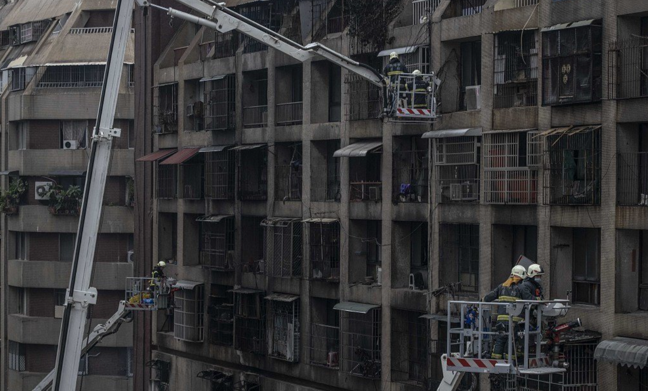 Пожежа у багатоповерхівці у Тайвані: щонайменше 46 загиблих, понад 40 постраждалих