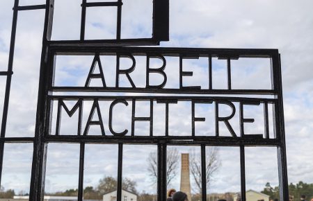У Німеччині почали судити 100-річного ексохоронця концтабору