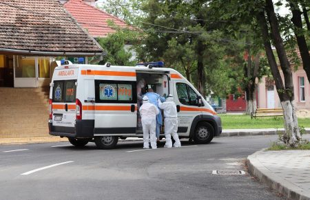 7-8 тысяч обращений в сутки: как работает скорая помощь в Киеве во время очередной волны коронавируса