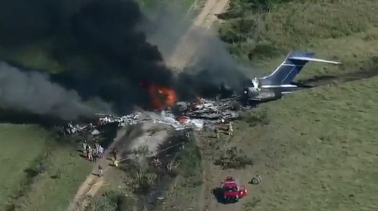 В США разбился самолет — пассажиры спаслись