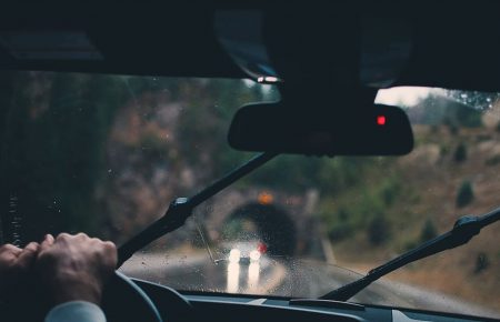 Позбавлення водіїв прав не вирішить проблему перевищення швидкості — Дробишева