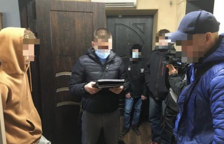 Житель Запорожья разработал фейковое приложение «Дия» для создания поддельных документов — прокуратура