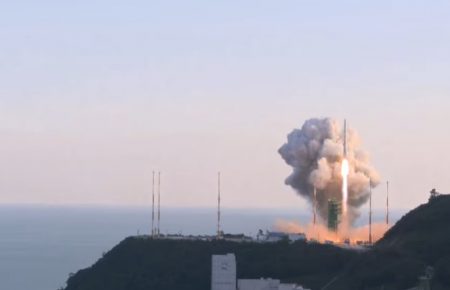 Південна Корея запустила свою першу ракету-носій «Нурі» (ВІДЕО)