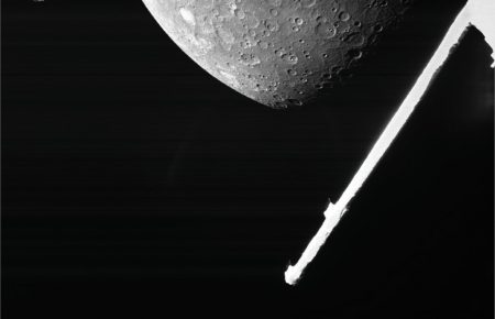 Європейський апарат BepiColombo передав перші знімки поверхні Меркурія
