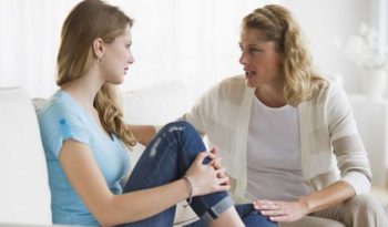 Коли варто починати говорити з дітьми про секс?