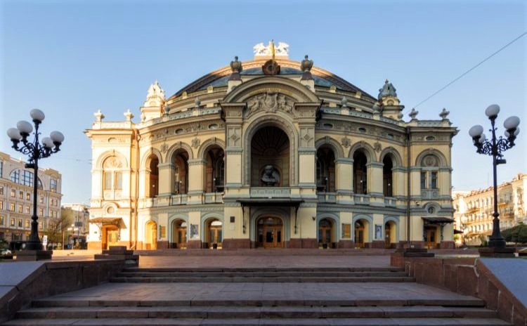 Национальная опера изменяет правила посещения с 1 ноября