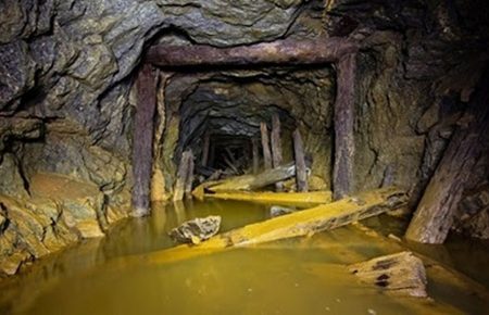 Забруднені води затоплюють шахту «Золоте»: є загроза екологічної катастрофи — Криницький