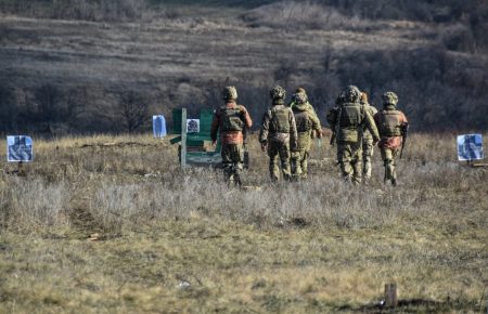 На Донбасі бойовики дистанційно замінували околиці Мар’їнки, поранений місцевий мешканець