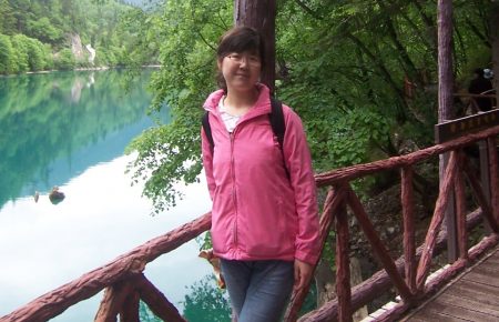 Китайська журналістка, засуджена за статті про пандемію, може померти: її вага менше ніж 40 кг
