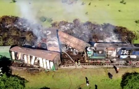 У Чилі зійшов вантажний потяг унаслідок підпалу шпал невідомими
