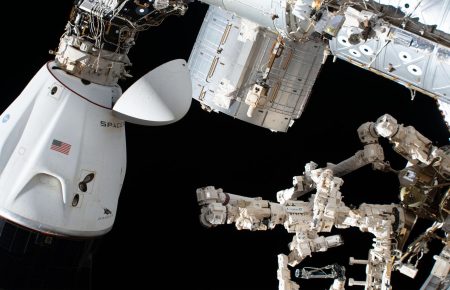 NASA перенесло повернення астронавтів з МКС на Землю через негоду