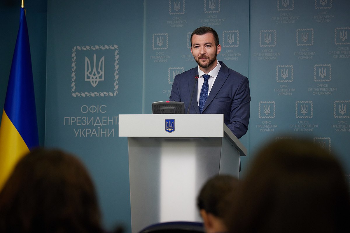 Спикер Зеленского опубликовал список СМИ, приглашенных на пресс-конференцию президента