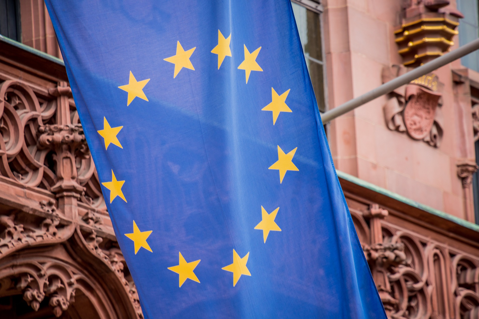 ЕС исключил Украину из «зеленого» списка