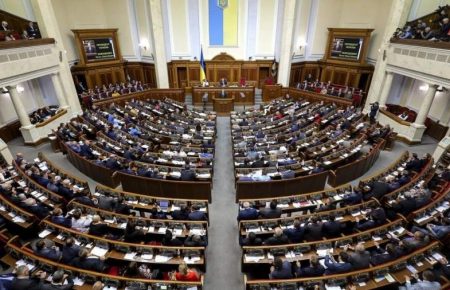 Рада спростила отримання громадянства для іноземців, які захищали Україну