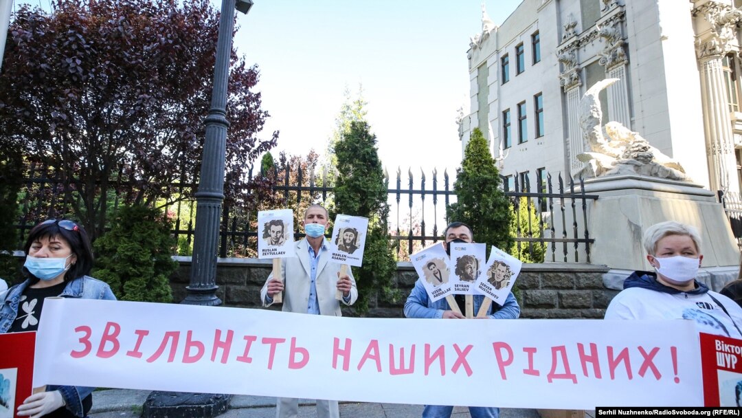 Парламент підтримав за основу законопроєкт про підтримку політв'язнів Кремля
