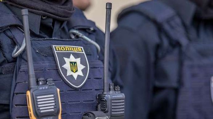 У Харкові невідомі побили 5-х поліцейських: постраждалих доставили у лікарню